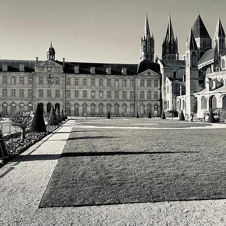 Cyanite - De Charme Centre De Apartment Caen
